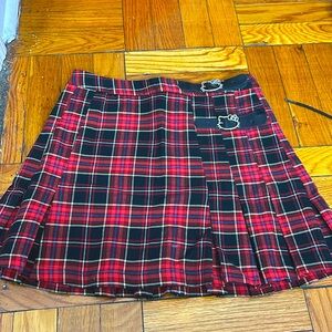 Knee high skirt 
Hello kitty 
Limited edition
Very trendy